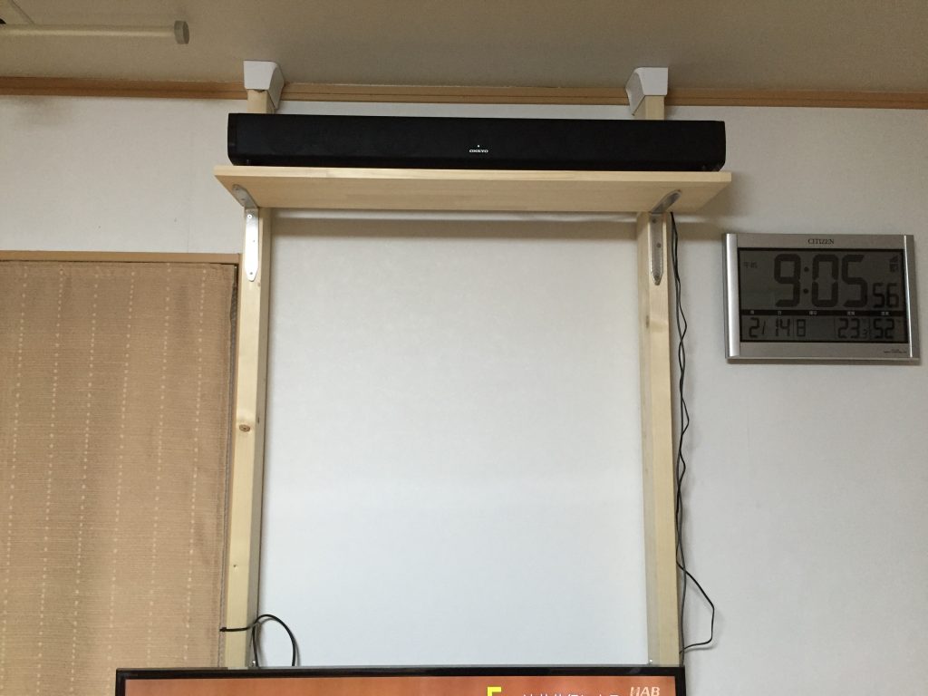 DIY　壁掛けテレビ　スピーカー　DIY